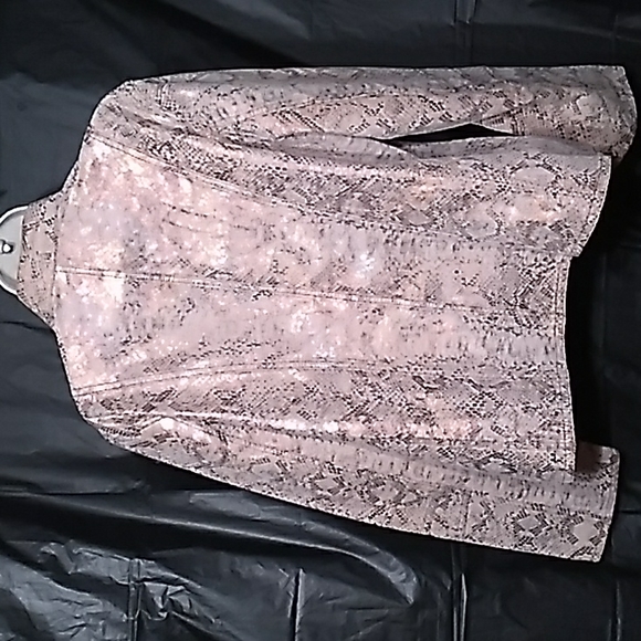 JACKET REVERSIBLE SNAKESKIN PRINT - Picture 4 of 12